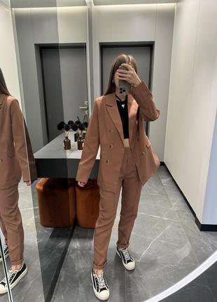 Костюм брючний