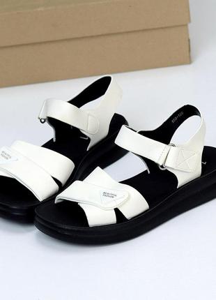Жіночі босоніжки білі сандалі літні білого кольору сітка 36 38 39 403 фото