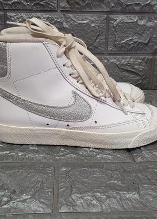 Кроссовки nike blazer mid 77 ess white(оригинал)4 фото