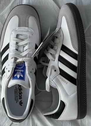 Кеди adidas samba жіночі світлі білі1 фото