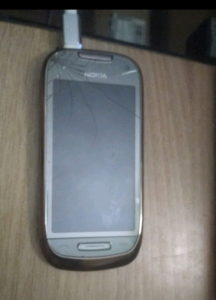 Смартфон nokia c7-003 фото