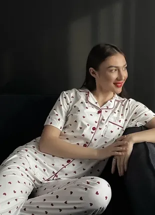 Белая пижама с сердечками рубашка и штаны