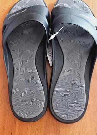 Шльопанці жіночі відомої фірми rider