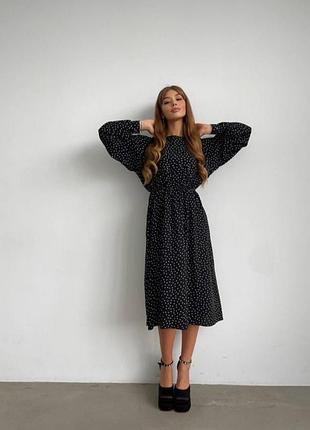 Плаття в горошок