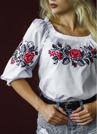 Жіноча блузка — вишиванка престиж, вишивка хрестик, р. m,l,xl,2xl  біла з червоним