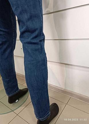Отличительные брендовые мужские джинсы