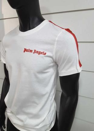 Отличительные брендовые мужские джинсы