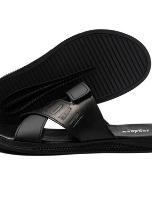 Шкіряні літні шльопанці jordan women чорні.