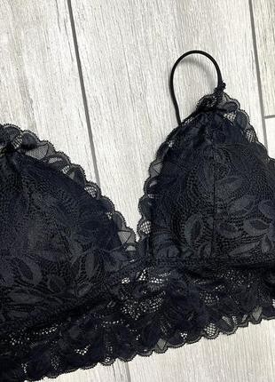 Чорний мереживний топ primark