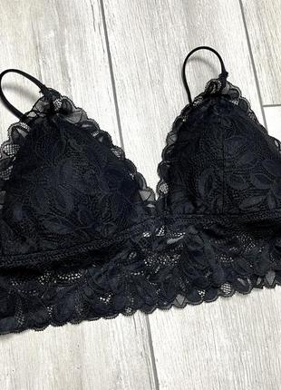 Чорний мереживний топ primark