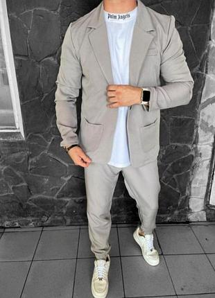 Стильний костюм / піджак / штани / на весілля / на випуск