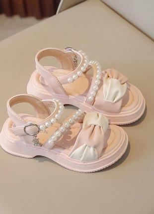 Босоніжки туфлі