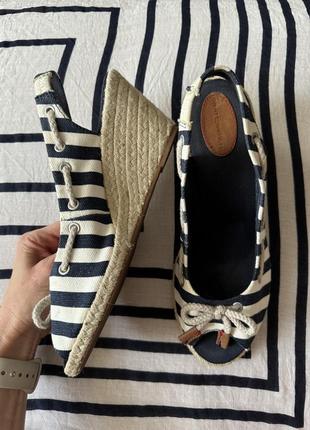 Босоніжки tommy