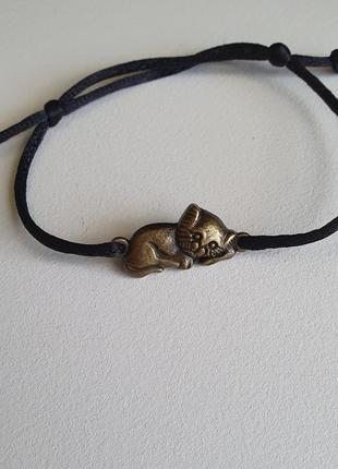 Браслет с котиком