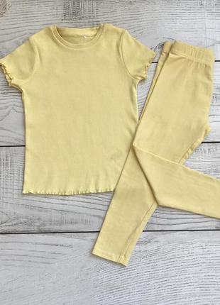 Костюм футболочка лосины