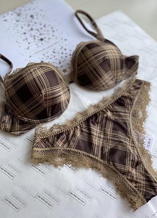 Комплект белья от intimissimi bronze cammello