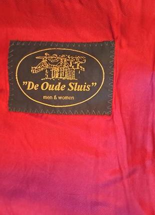 Мужской пиджак в вертикальную полоску