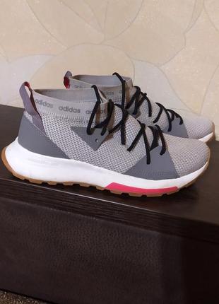 Женские кроссовки adidas quesa