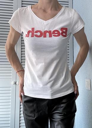 Белоснежная футболка bench2 фото