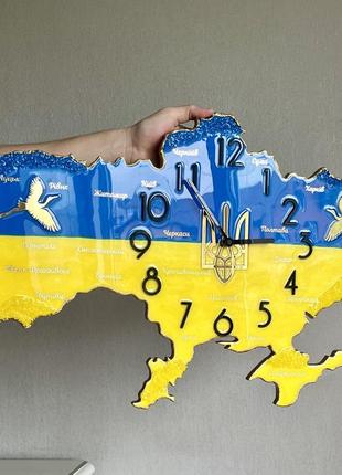 Часы настенные из эпоксидной смолы "карта украины" 40x25 см
