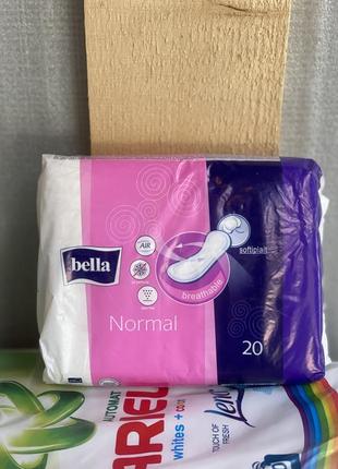 Прокладки жіночі