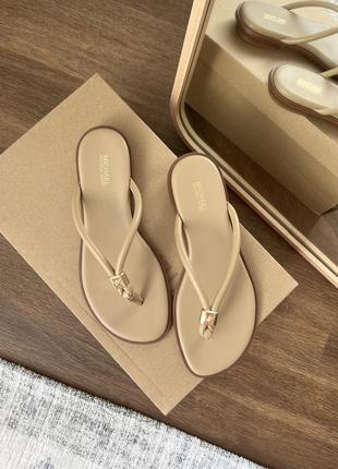 Сандалии шлепки michael kors