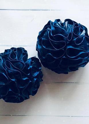 Школьные большие бантики на резиночках 9 см. темно - синего цвета