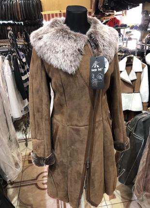 Коричнева дублянка комір тоскана