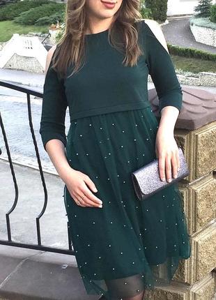 Платье изумрудное с жемчужинами