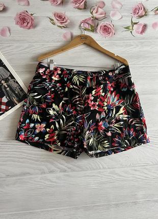 Красиві лляні шорти фірми dorothy perkins