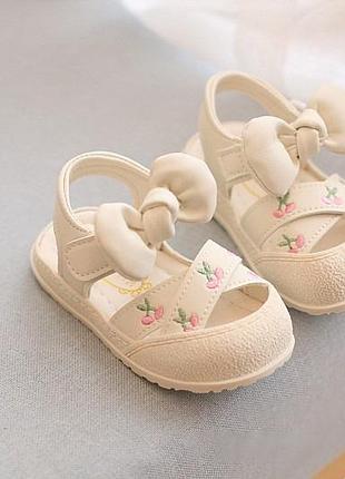 Босоніжки для найменших дівчаток (34)