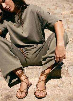 Нова колекція! шкіряні босоніжки zara