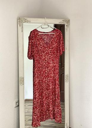 Невероятное платье миди nutmeg