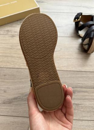 Darby sandal sale