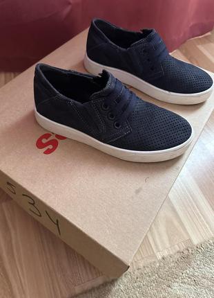 Продам макасіни для з хлопчика