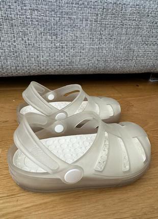 Аквашузы zara 26 гг