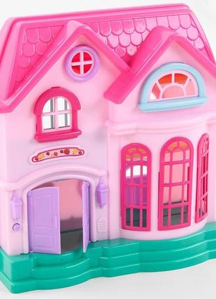 Домик двухэтажный для кукол с мебелью и фигурками для девочек