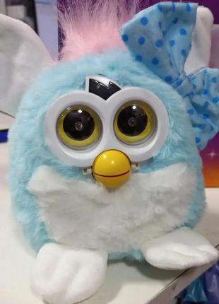 Говорящая игрушка ферби по кличке пикси с бантом