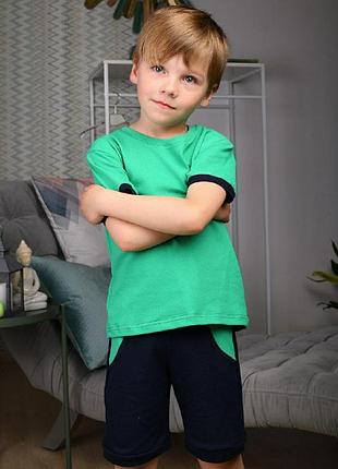 Костюм футболка с шортами