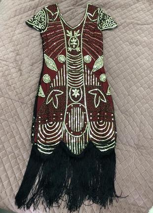 Сукня в стилі ретро