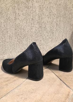 Новые замшевые туфли 37 р женские весенние осенние летние на каблуке 6 см