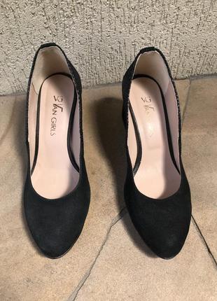 Новые замшевые туфли 37 р женские весенние осенние летние на каблуке 6 см