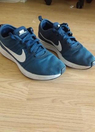 Красовки nike розмір 40-41