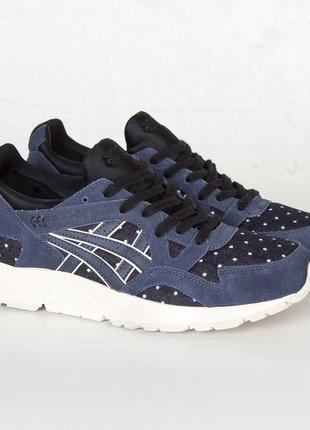 nike asics