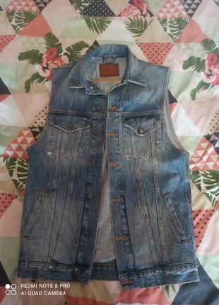 Джинсова безрукавка
