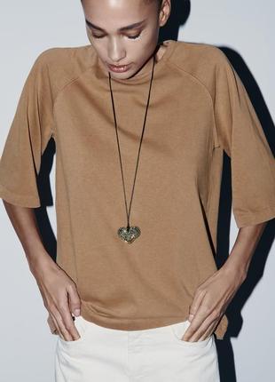 Zara з щільної бавовни футболка