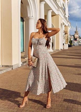 Жіночий літній сарафан