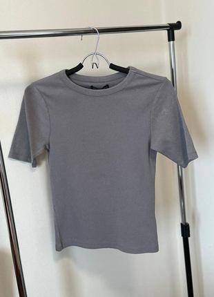 Футболка в рубчик - виварений ефект