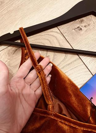 Шикарна нова оксамитова сукня міді/ брендове плаття з розрізами