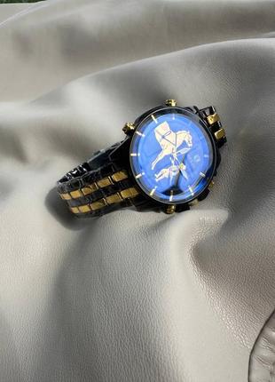 Стильний годинник